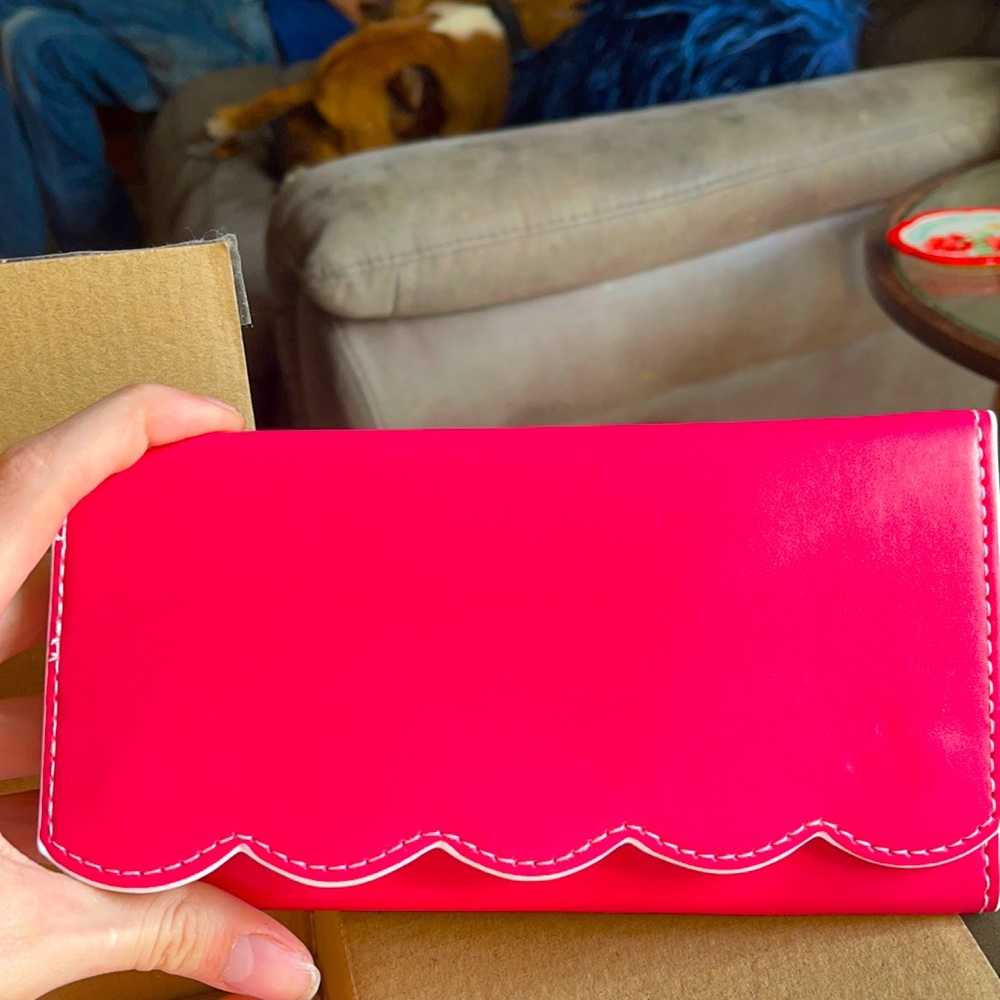 A handheld wallet